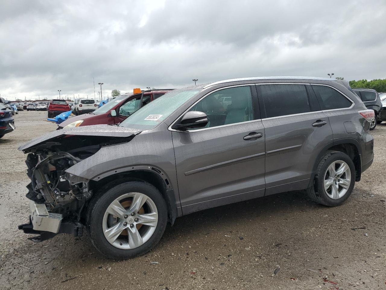 2016 TOYOTA HIGHLANDER LIMITED