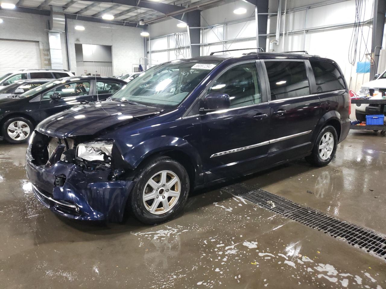 2011 CHRYSLER TOWN & COUNTRY TOURING