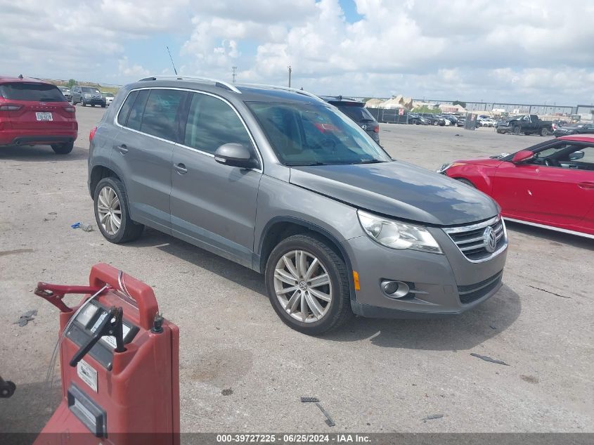 2011 VOLKSWAGEN TIGUAN SE