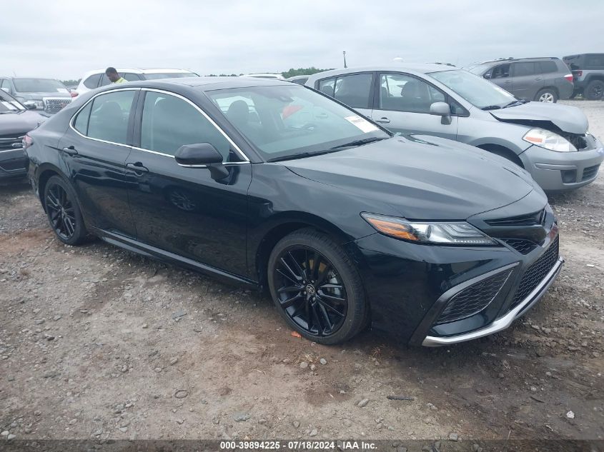 2021 TOYOTA CAMRY XSE