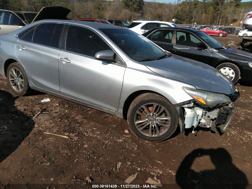 2015 TOYOTA CAMRY SE