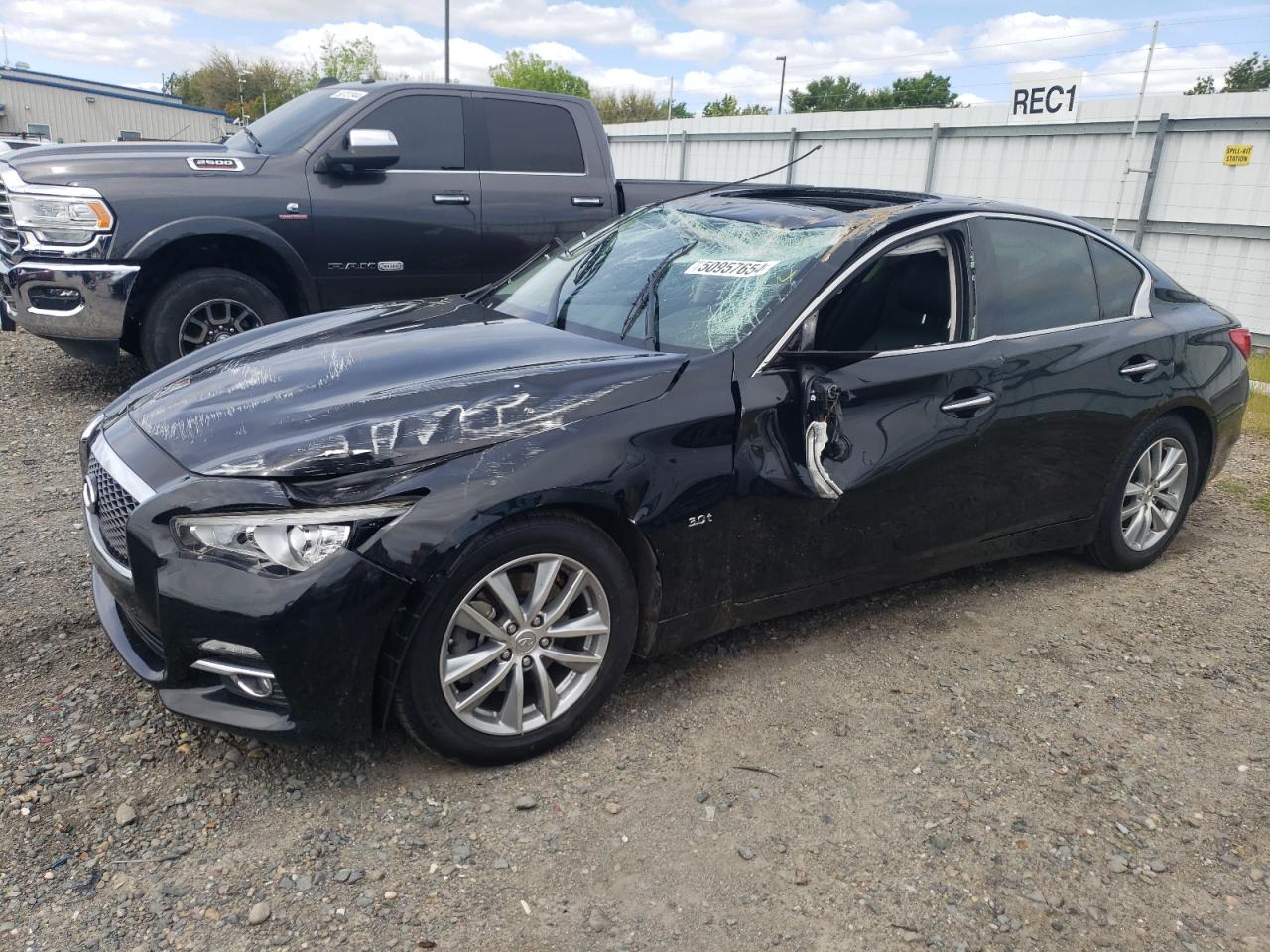 2017 INFINITI Q50 PREMIUM