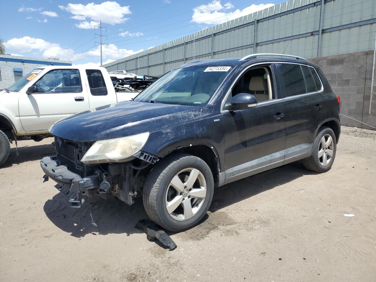 2010 VOLKSWAGEN TIGUAN SE