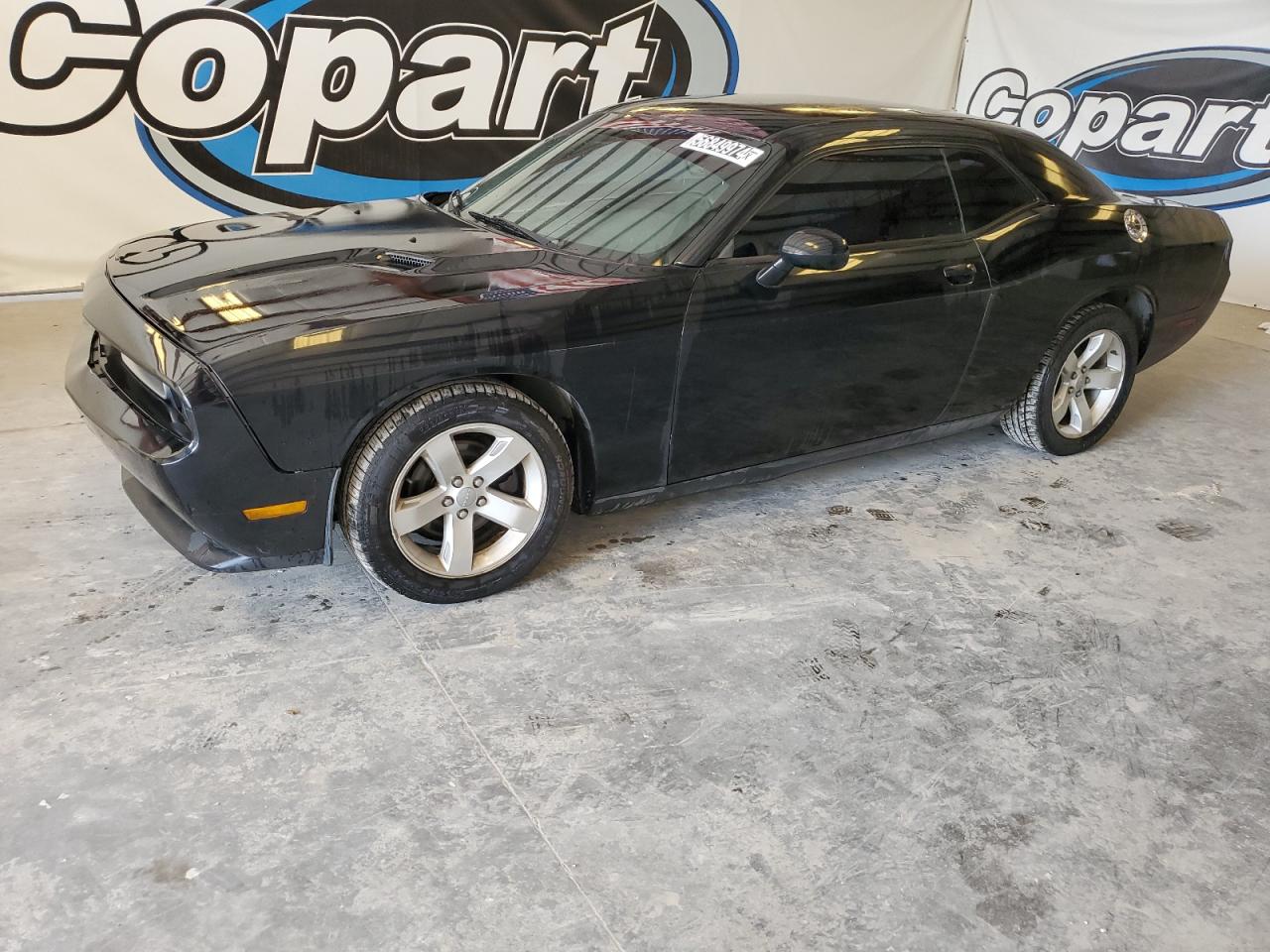 2013 DODGE CHALLENGER SXT