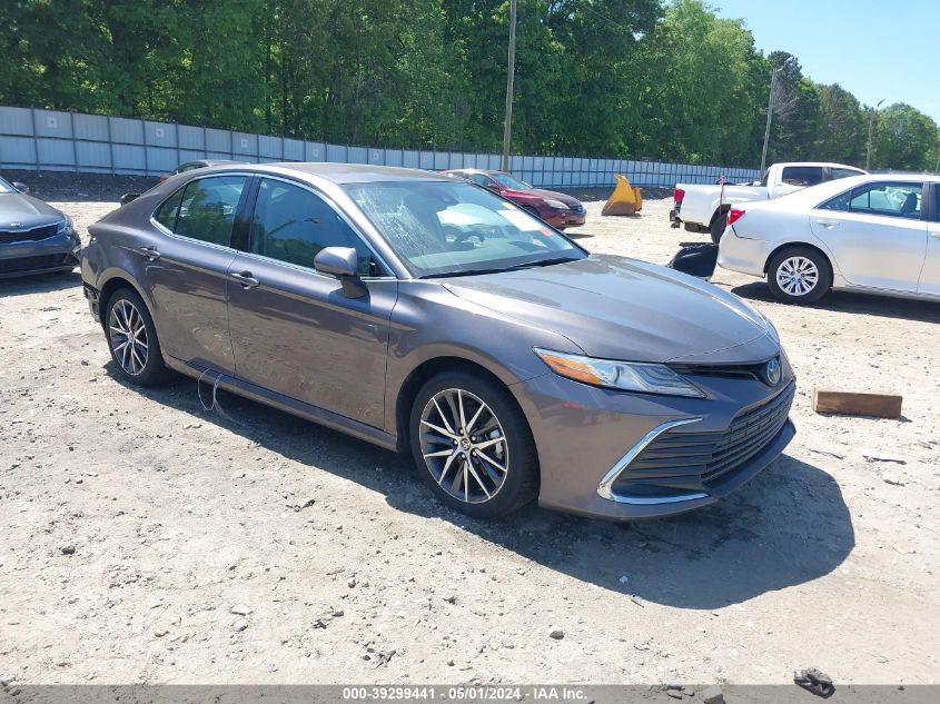 2023 TOYOTA CAMRY XLE HYBRID