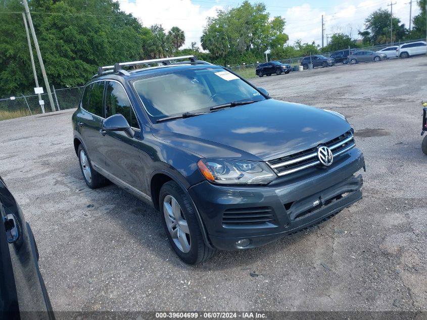 2014 VOLKSWAGEN TOUAREG 3.6L LUX