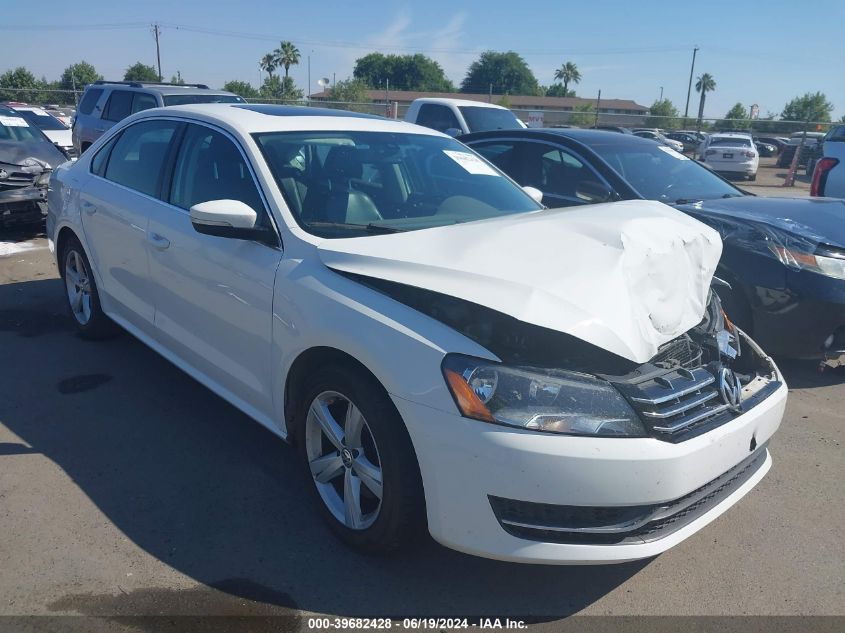 2013 VOLKSWAGEN PASSAT SE