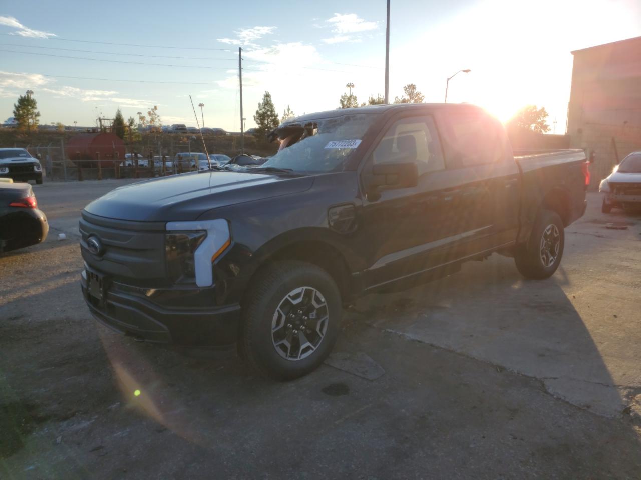 2023 FORD F150 LIGHTNING PRO