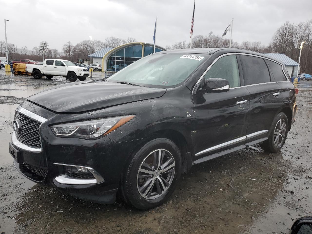 2019 INFINITI QX60 LUXE