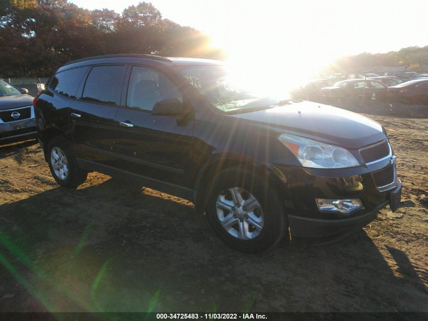 2010 CHEVROLET TRAVERSE LS