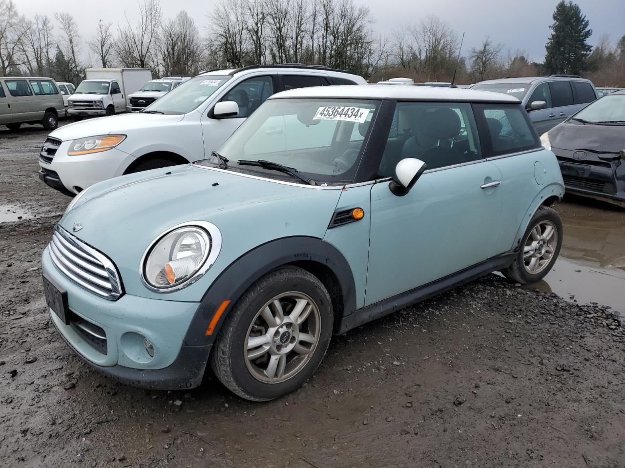 2013 MINI COOPER