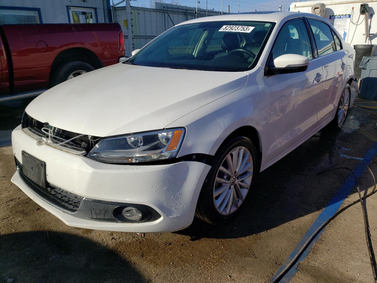 2013 VOLKSWAGEN JETTA SEL