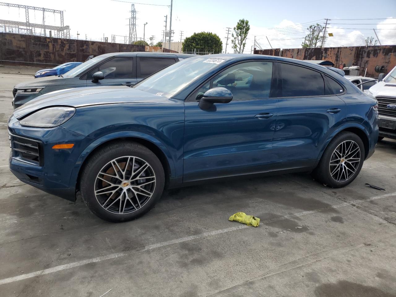 2024 PORSCHE CAYENNE COUPE