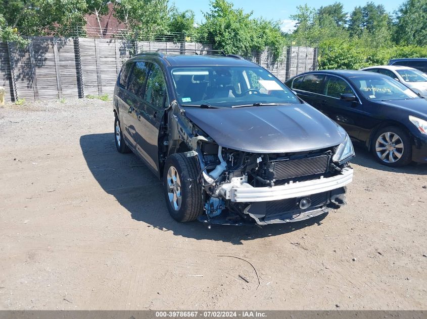 2018 CHRYSLER PACIFICA HYBRID LIMITED