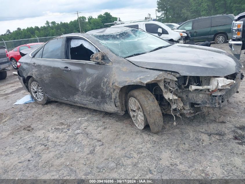 2016 TOYOTA CAMRY LE