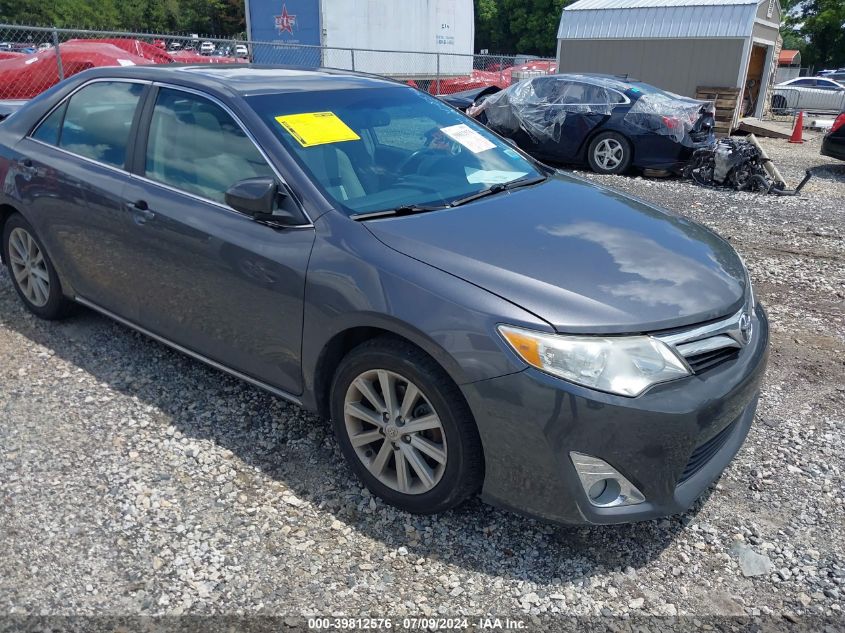 2014 TOYOTA CAMRY XLE