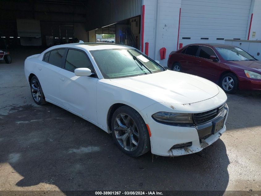 2016 DODGE CHARGER SXT