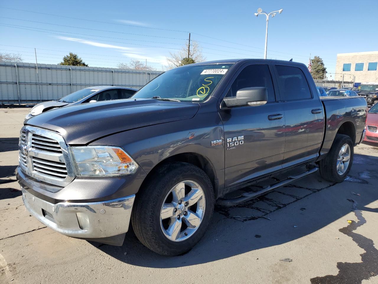 2019 RAM 1500 CLASSIC SLT