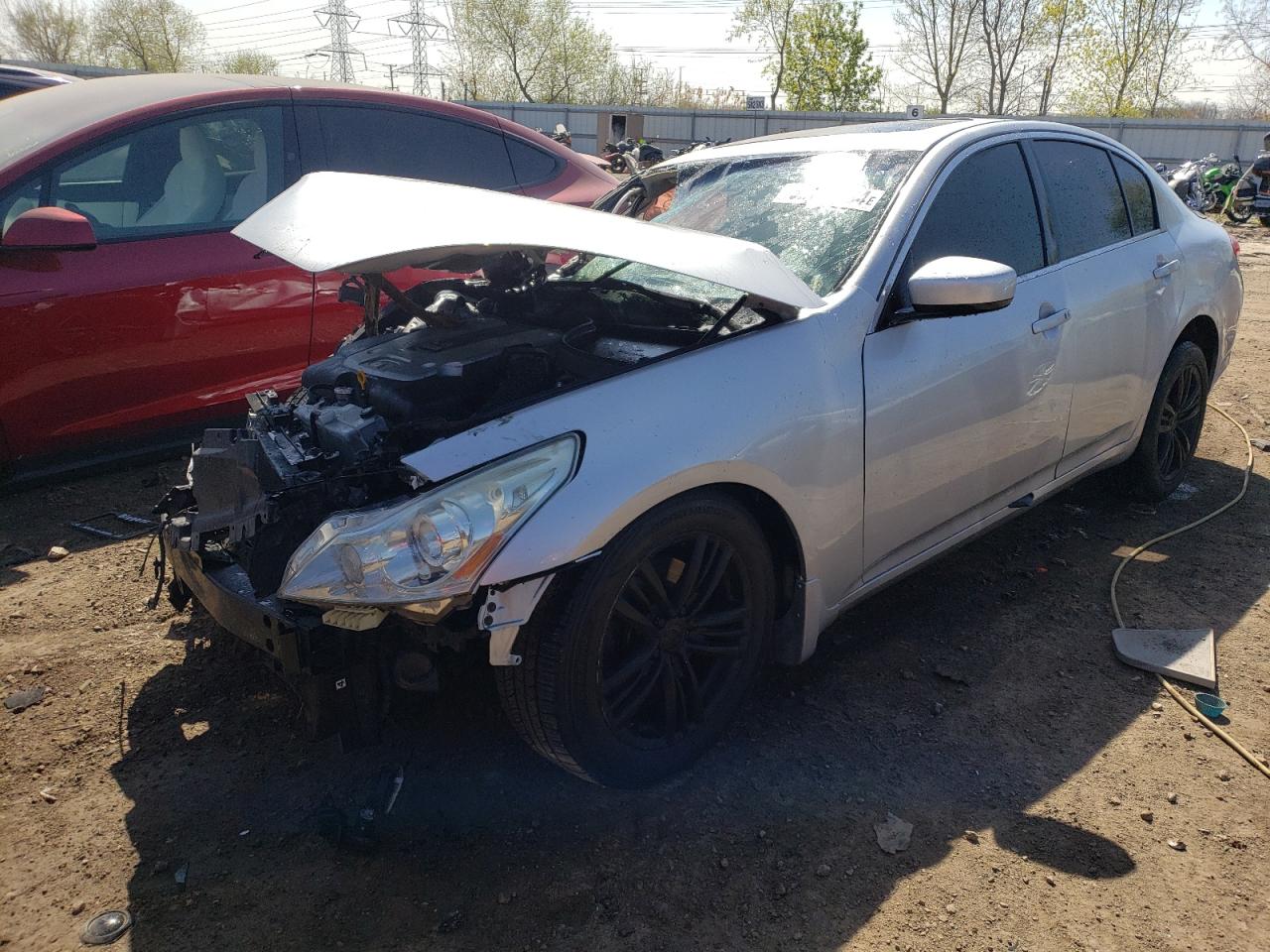 2011 INFINITI G37