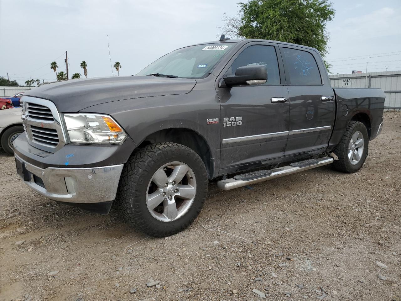 2017 RAM 1500 SLT