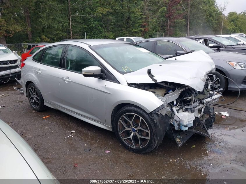 2016 FORD FOCUS SE