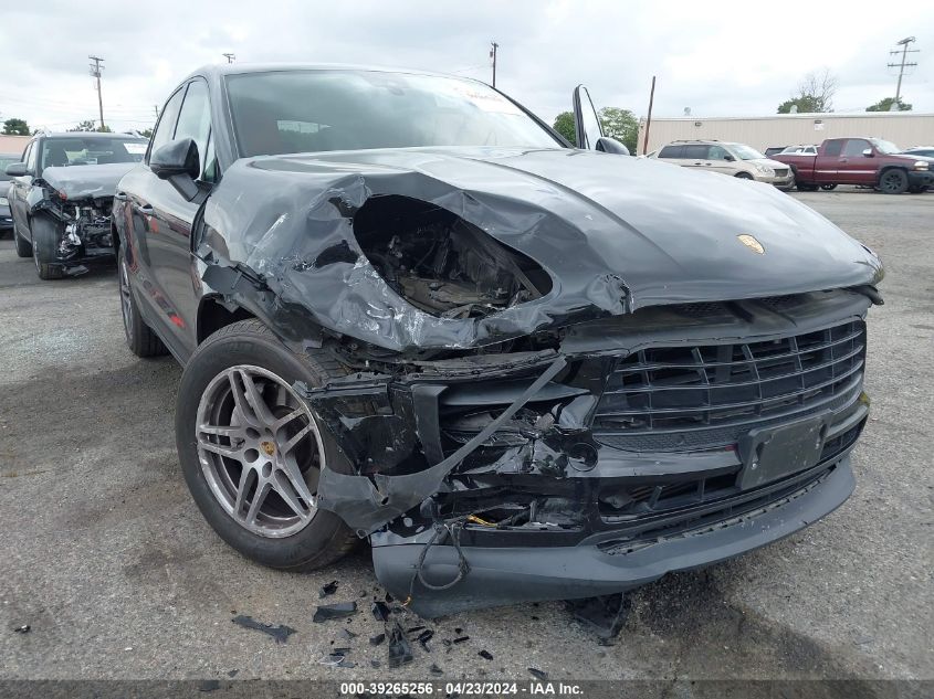 2019 PORSCHE MACAN