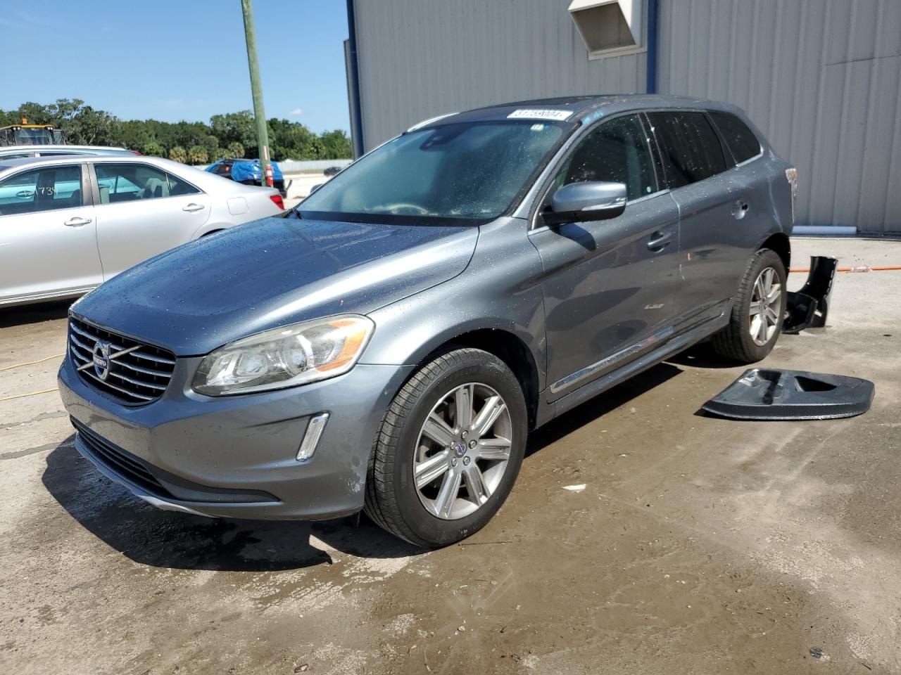 2016 VOLVO XC60 T6 PREMIER