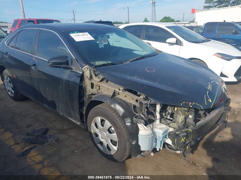 2017 TOYOTA CAMRY LE