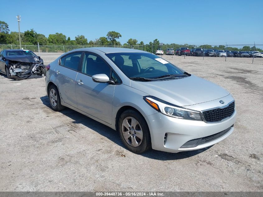 2017 KIA FORTE LX