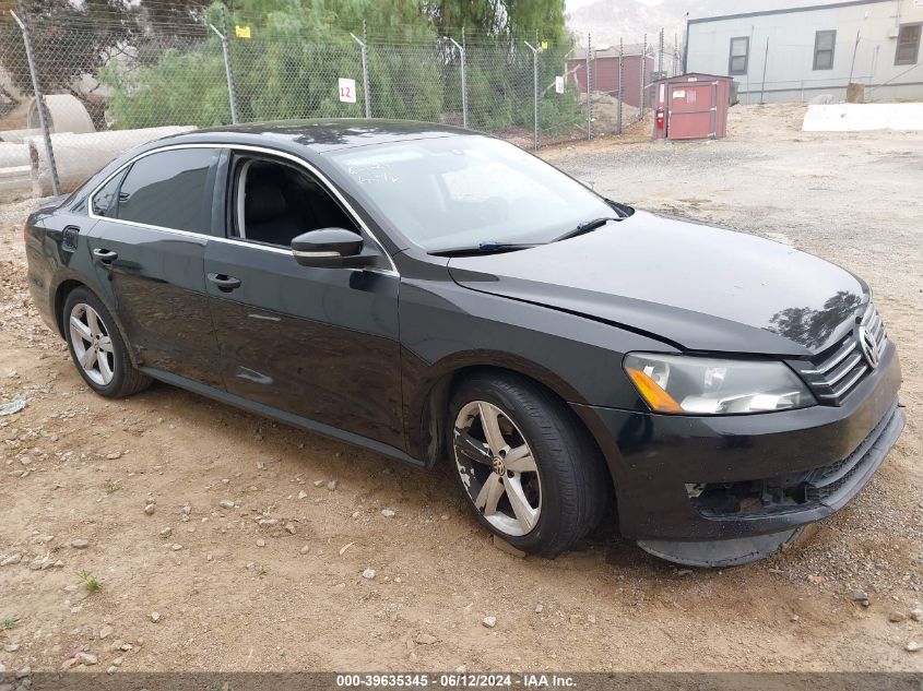 2013 VOLKSWAGEN PASSAT SE