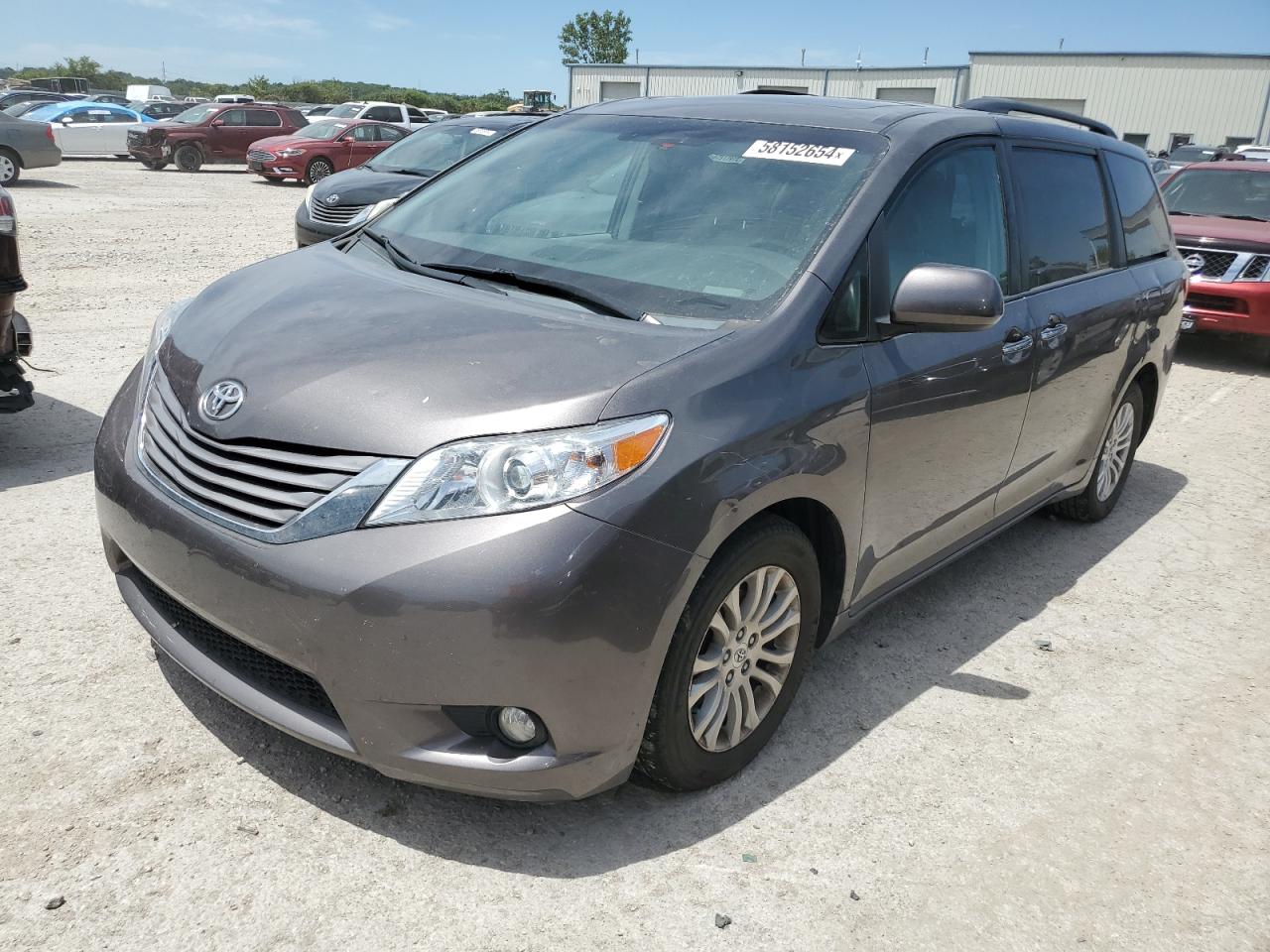 2015 TOYOTA SIENNA XLE