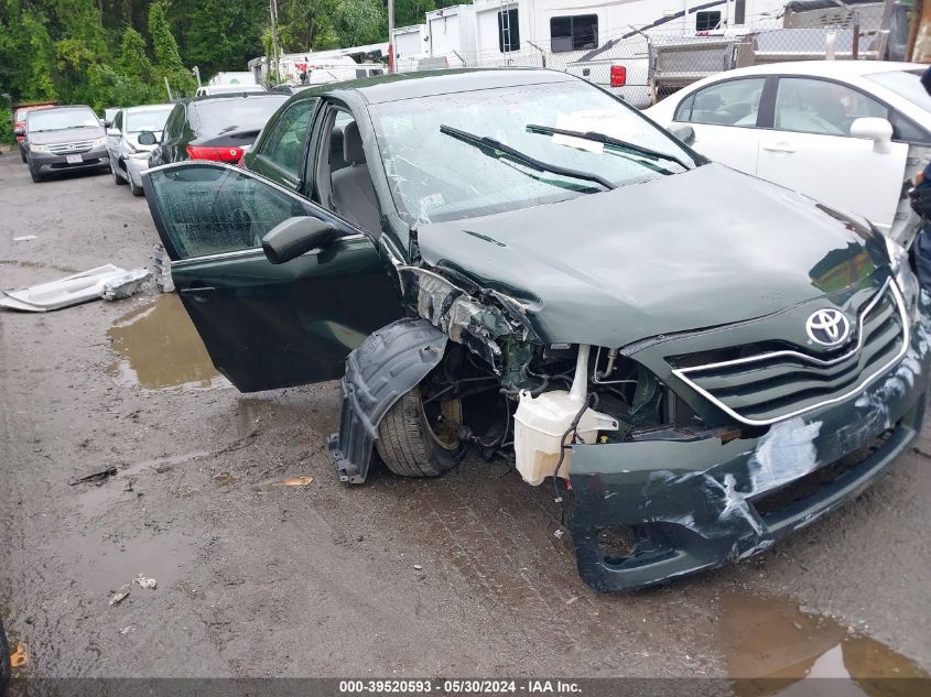 2011 TOYOTA CAMRY LE