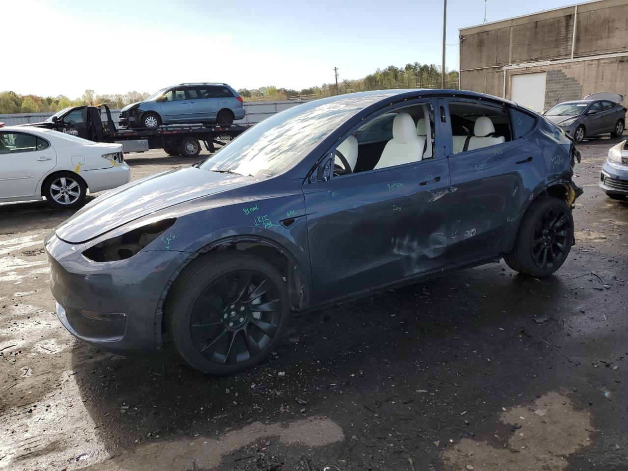 2024 TESLA MODEL Y