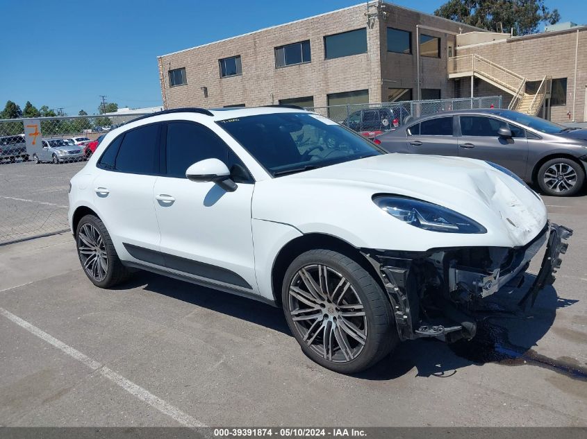 2019 PORSCHE MACAN