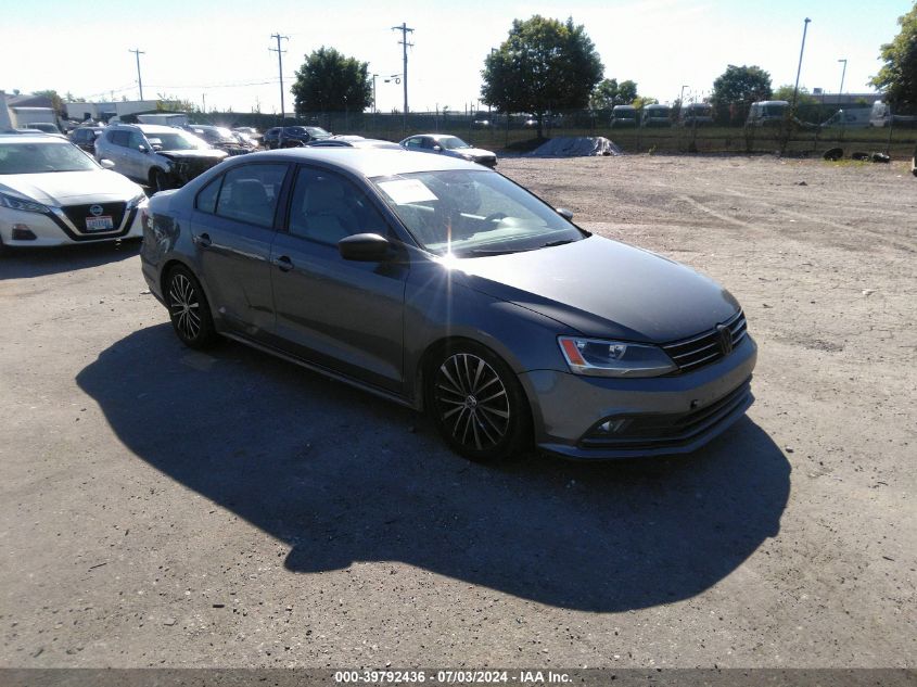 2016 VOLKSWAGEN JETTA SPORT