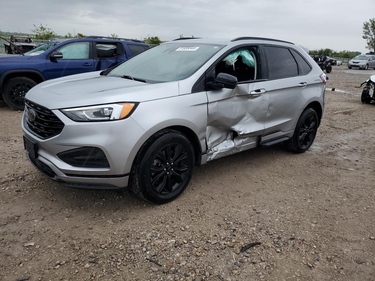 2022 FORD EDGE SE