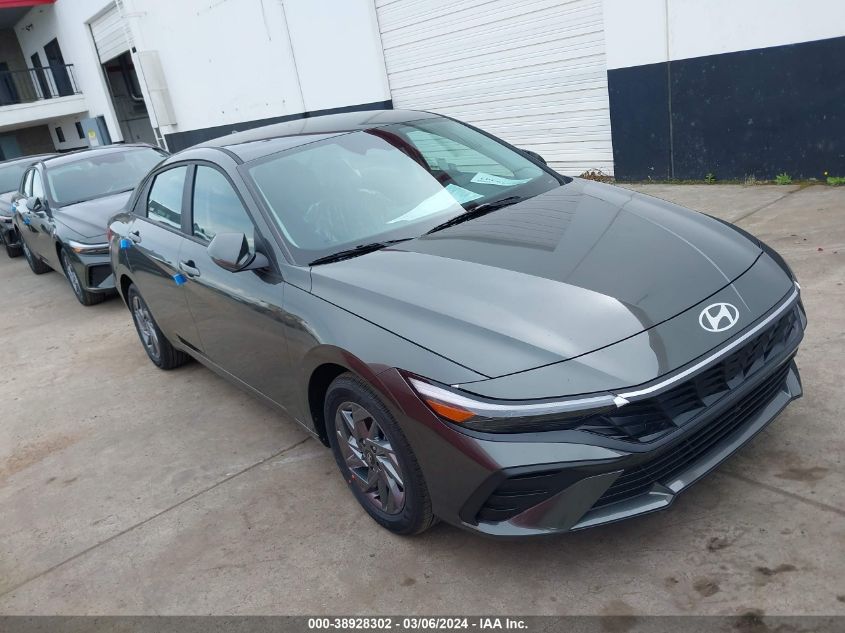 2024 HYUNDAI ELANTRA HYBRID BLUE