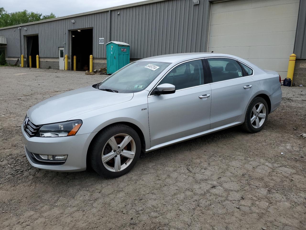 2015 VOLKSWAGEN PASSAT S