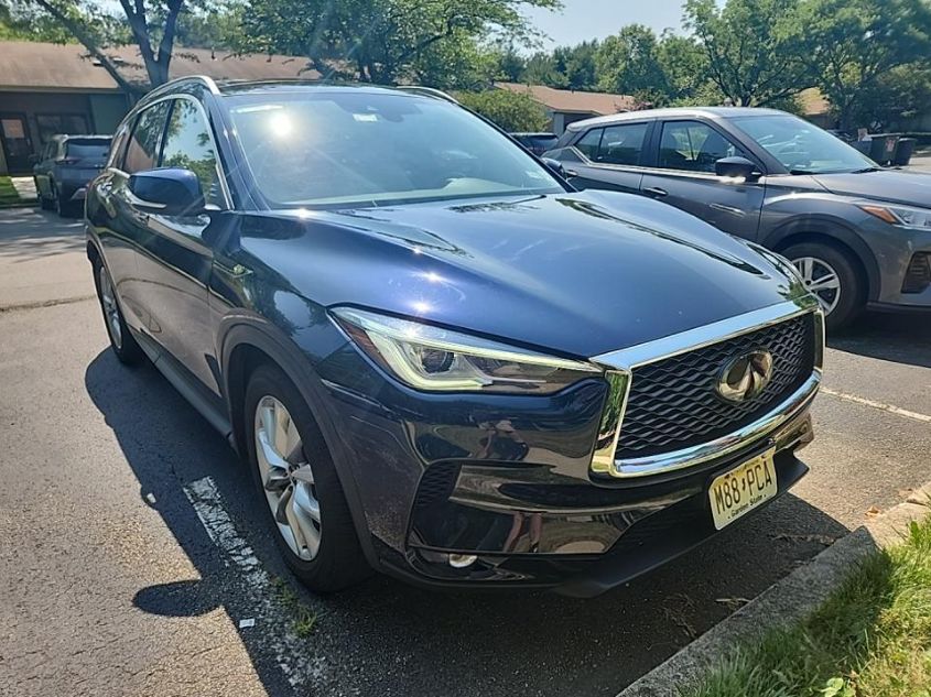 2021 INFINITI QX50 LUXE