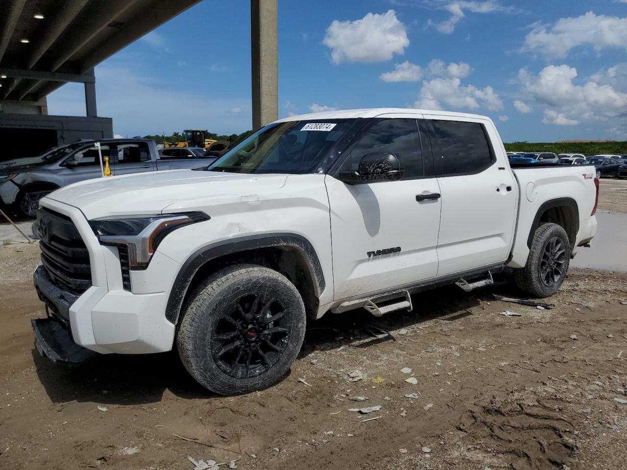 2023 TOYOTA TUNDRA CREWMAX SR