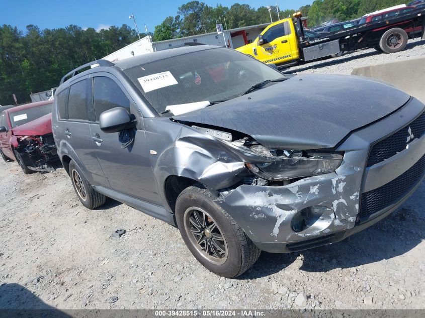 2013 MITSUBISHI OUTLANDER ES