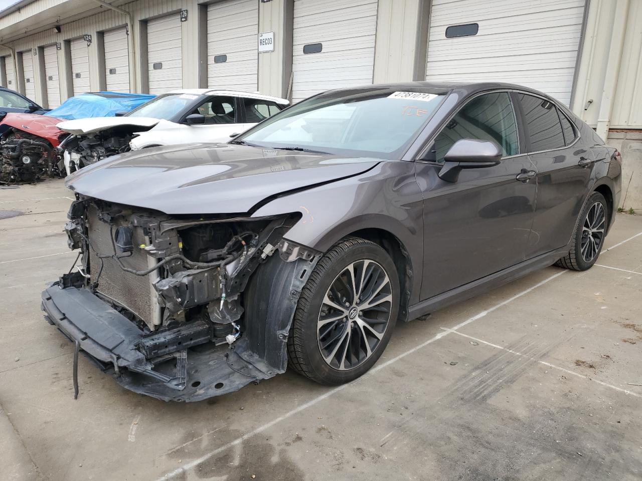 2020 TOYOTA CAMRY SE