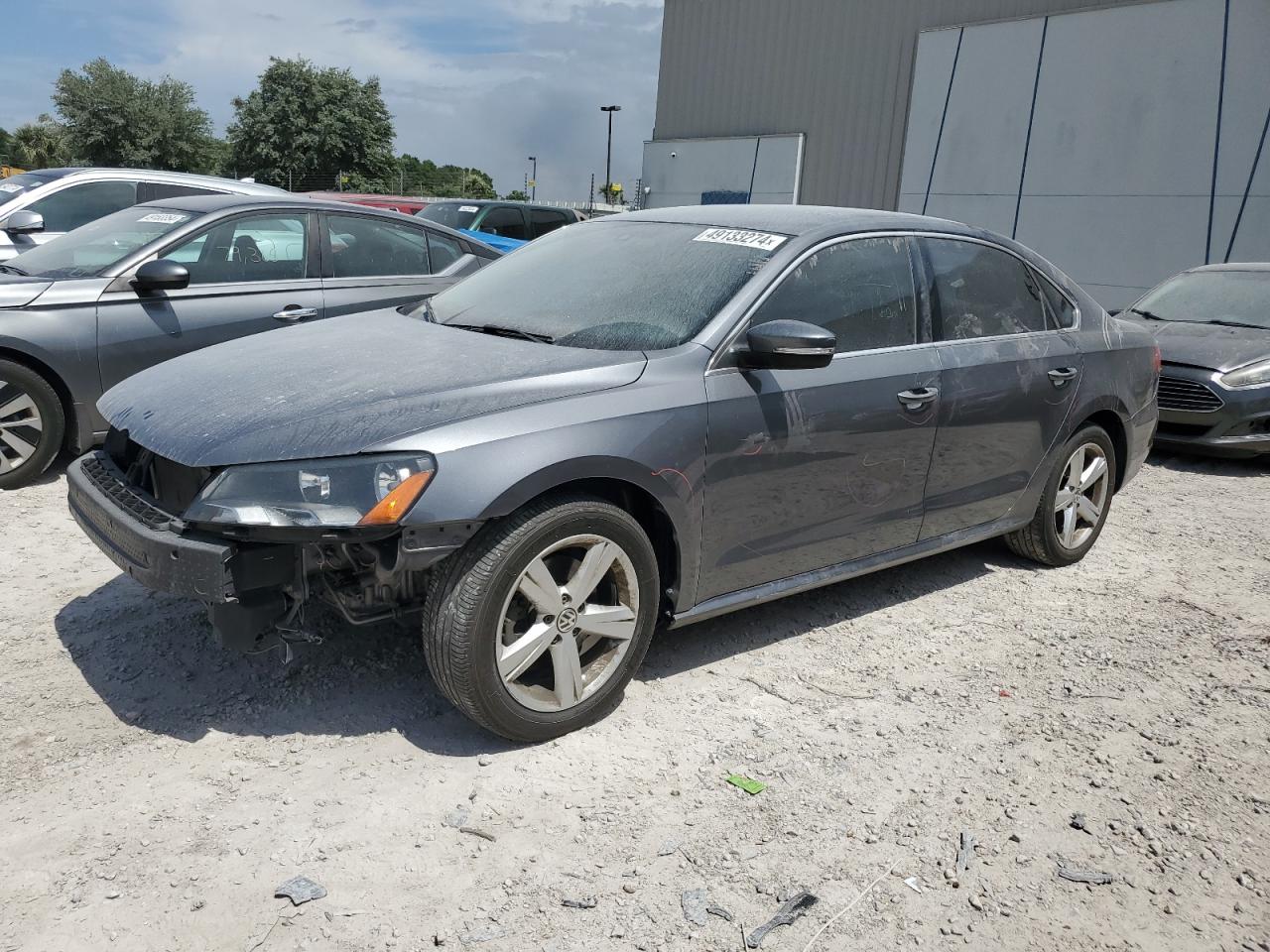 2013 VOLKSWAGEN PASSAT SE