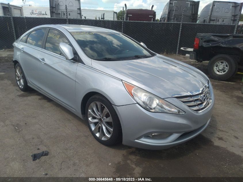 2011 HYUNDAI SONATA SE