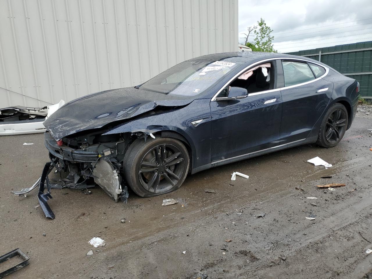 2015 TESLA MODEL S 85D