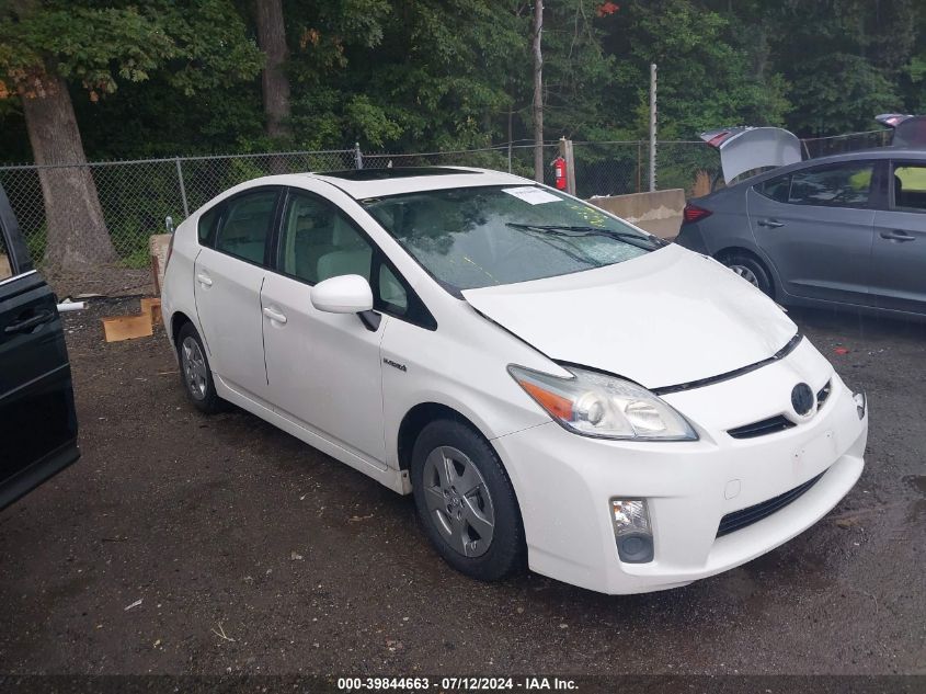 2010 TOYOTA PRIUS III