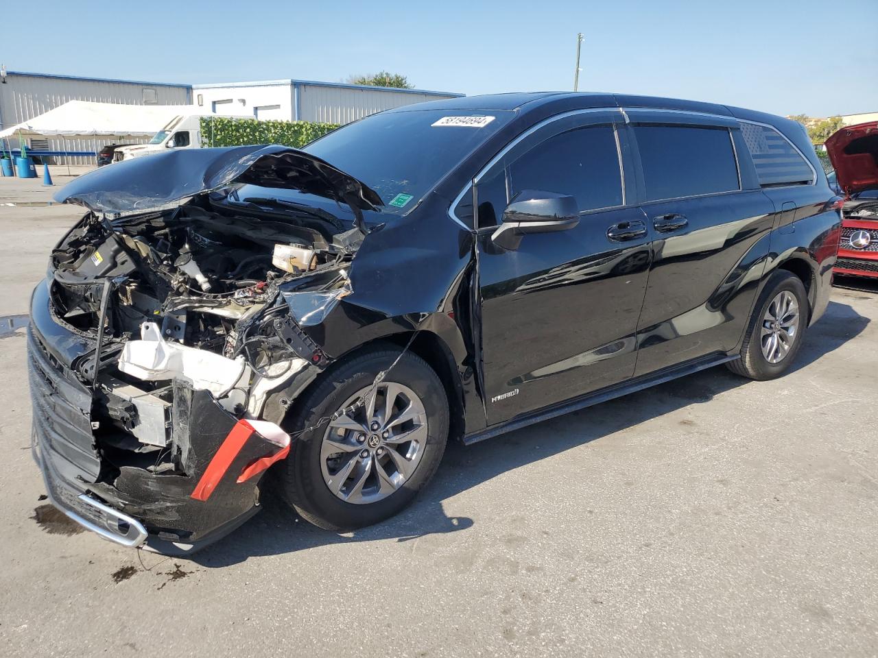 2021 TOYOTA SIENNA LE