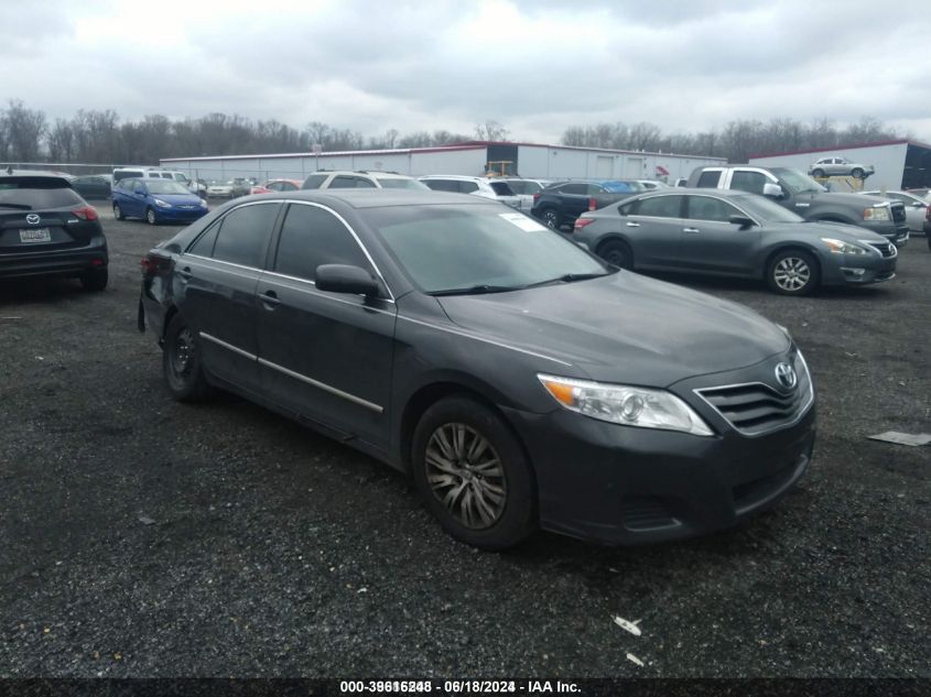 2011 TOYOTA CAMRY LE