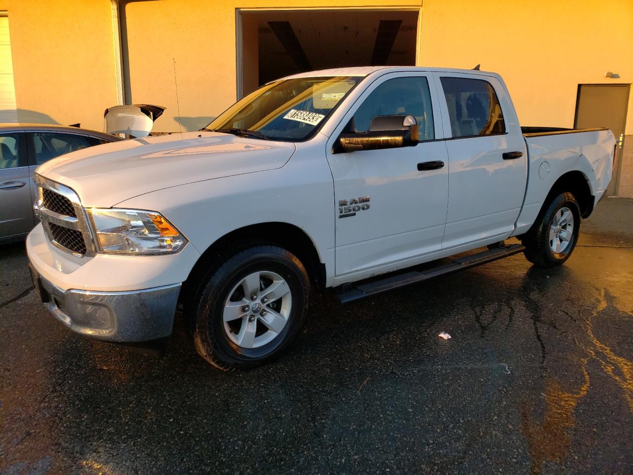 2022 RAM 1500 CLASSIC SLT