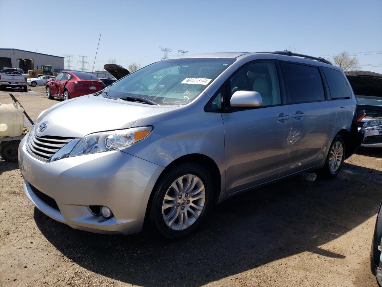 2012 TOYOTA SIENNA XLE